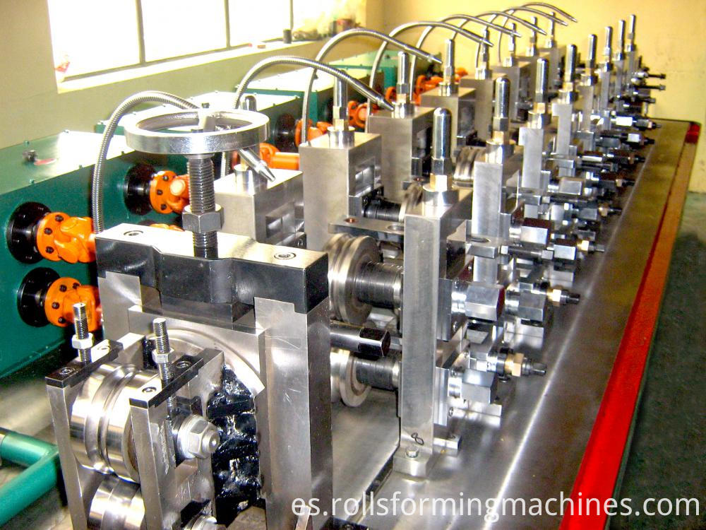 Equipo de procesamiento de tubos de acero Steel pipe processing equipment